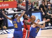 开云体育在线-灰熊击败开拓者令人惊叹，约维奇超神表现引发共鸣的简单介绍