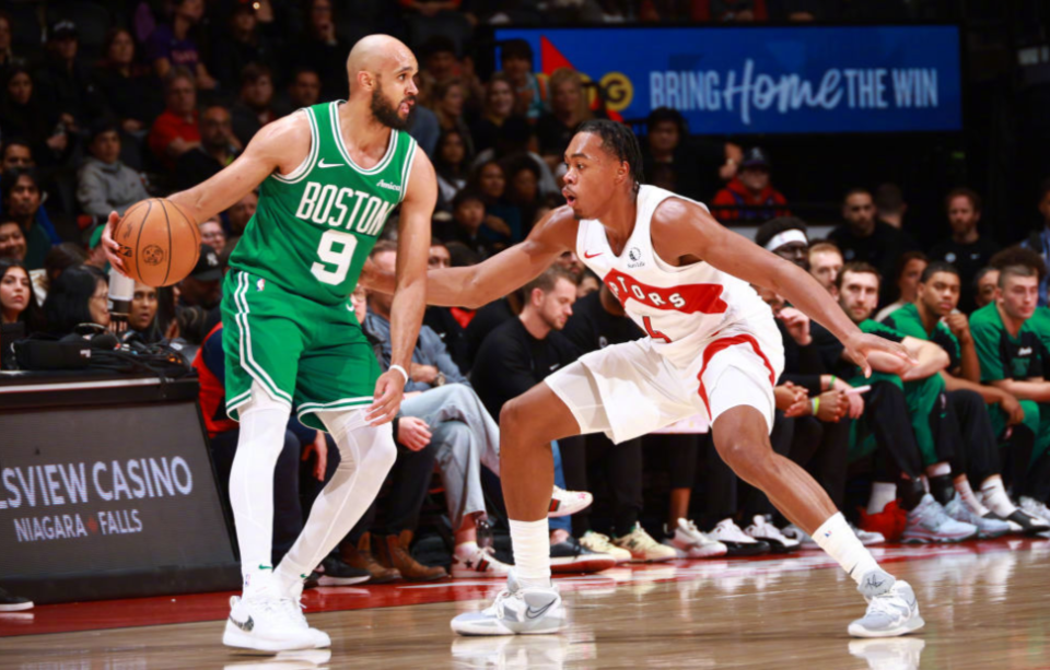 黄蜂逆转波兰男篮,伦纳德送出助攻 黄蜂逆转波兰男篮,伦纳德送出助攻