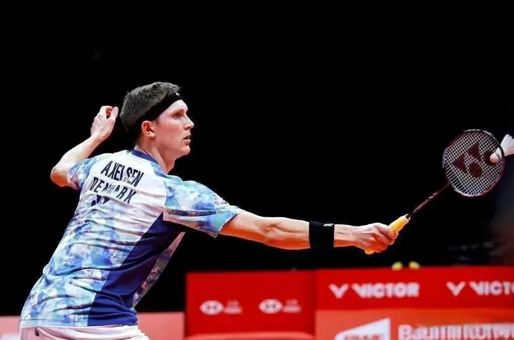 包含丹麦羽毛球队强势法国羽毛球队，安赛龙三分雨点燃全场的词条