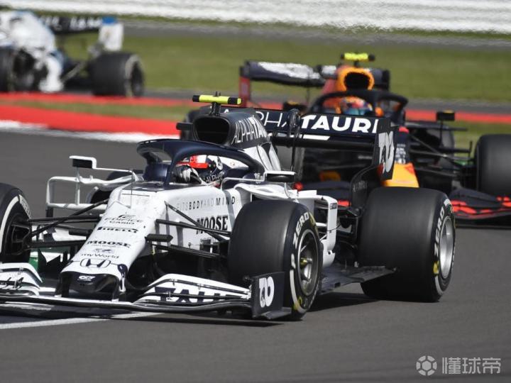 红牛二队绝杀法拉利，拉塞尔统治全场