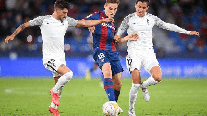 包含赫塔菲主场不敌对手,降级危机加重的词条 包含赫塔菲主场不敌对手,降级危机加重的词条