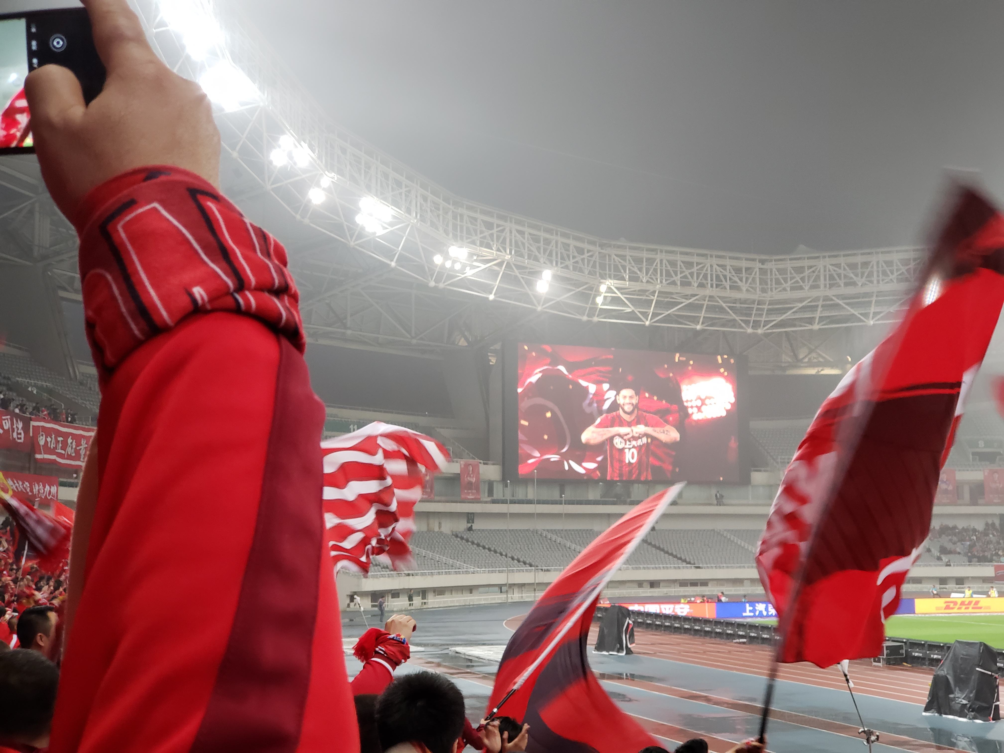 包含重庆斯威临近终场绝杀北京国安，壮志凌云的词条