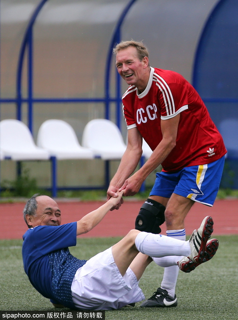 俄罗斯队友谊赛中交出完美战绩 俄罗斯队友谊赛中交出完美战绩