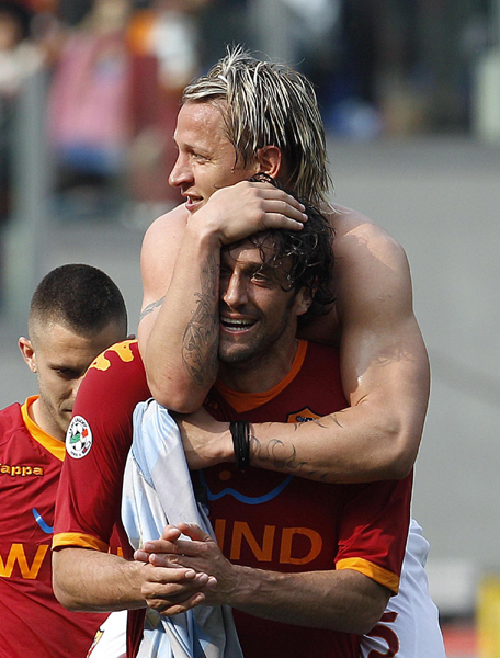 罗马碾压荷兰，托尼带队取胜