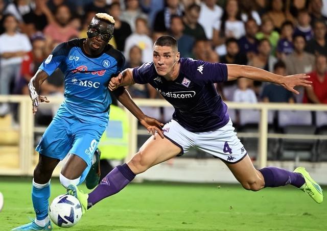 包含那不勒斯碾压德国，拉什福德统治全场的词条