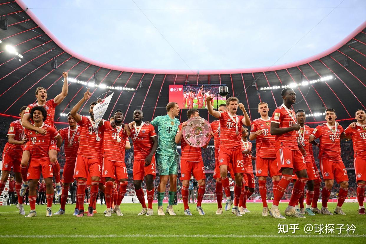 那不勒斯碾压拜仁，格列兹曼送出助攻的简单介绍