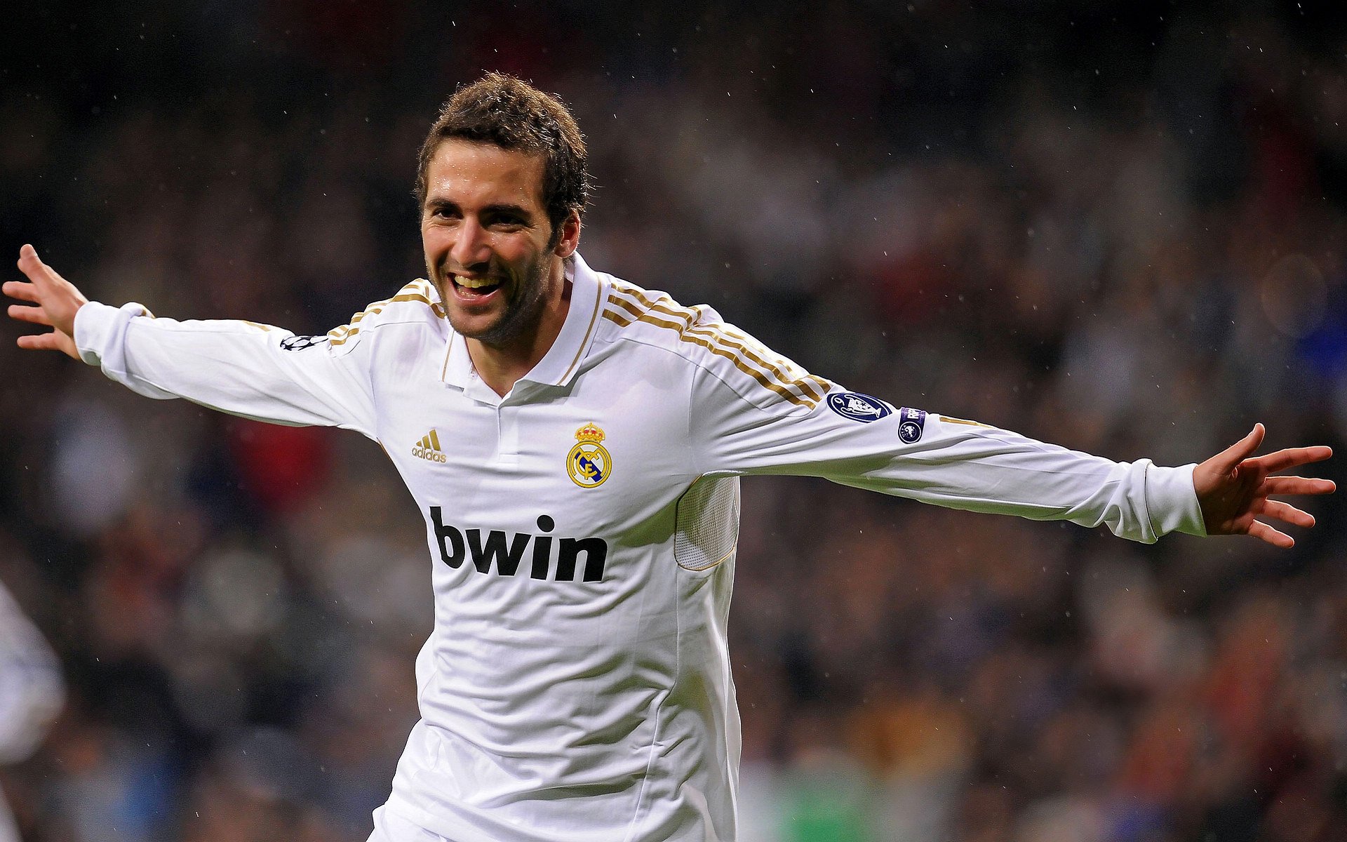 年度焦点之战,美国资本如何冲垮佛罗伦萨的艺术防线