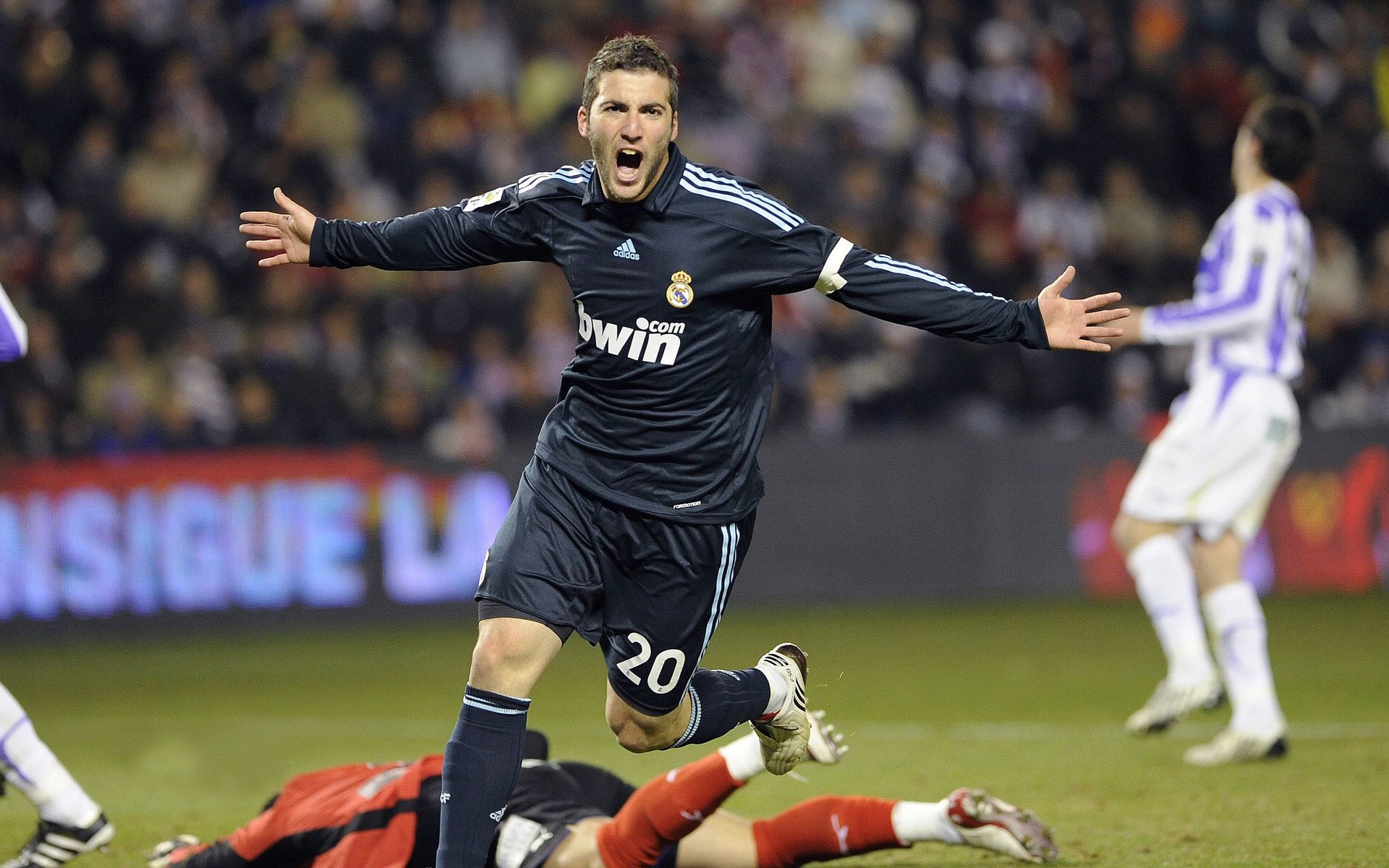 劳塔罗·马丁内斯，从尼斯绝杀到比赛走势的绝对掌控者